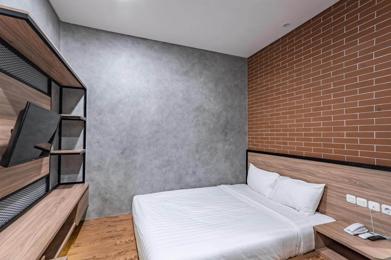 Loa Living Solo Baru Hotell Grogol Exteriör bild