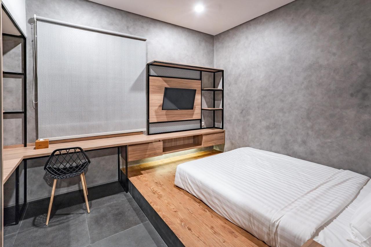 Loa Living Solo Baru Hotell Grogol Rum bild