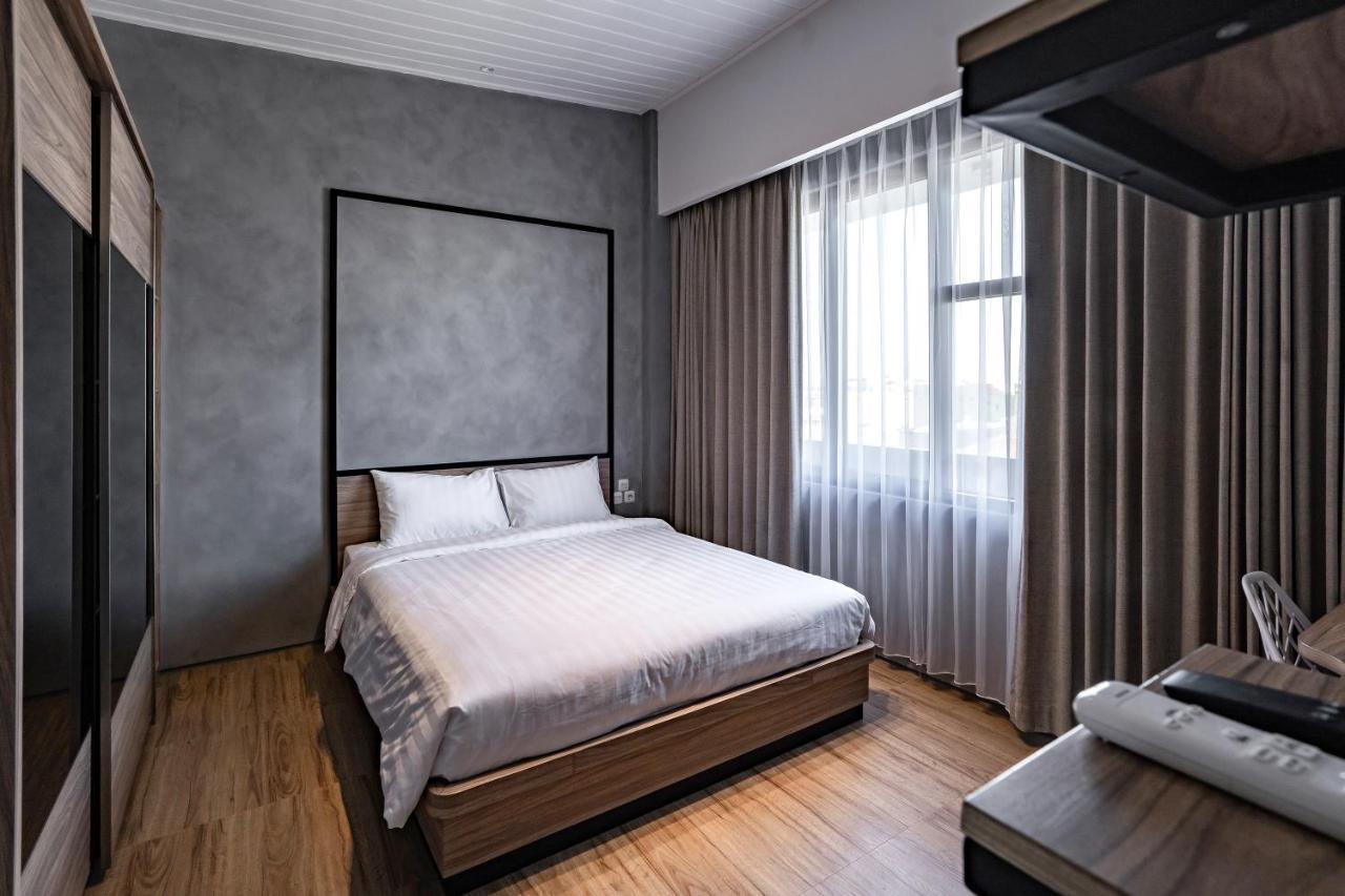 Loa Living Solo Baru Hotell Grogol Exteriör bild