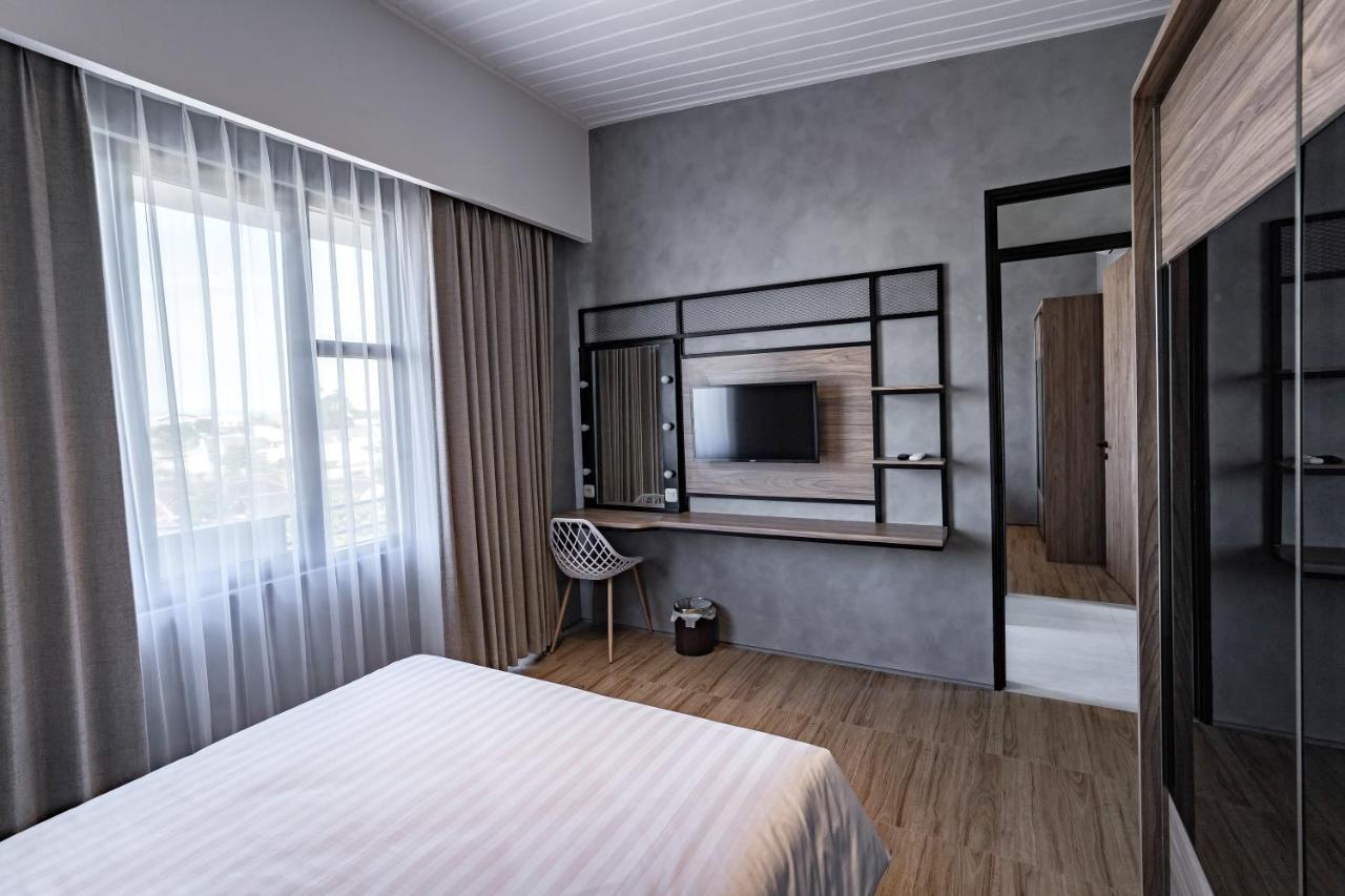 Loa Living Solo Baru Hotell Grogol Exteriör bild